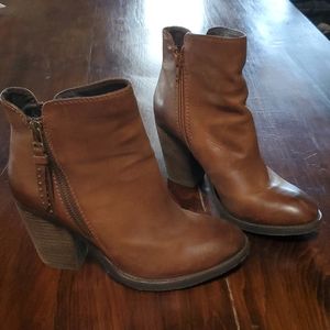 Steve madden brown ankle boots